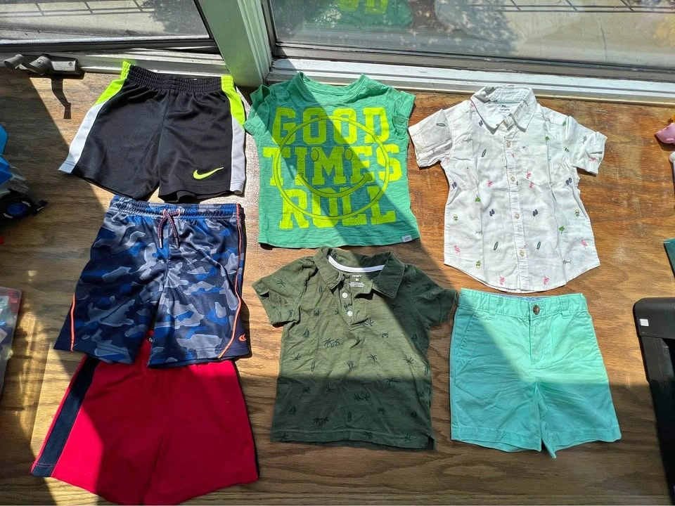Toddler boys clothes size 3-4T