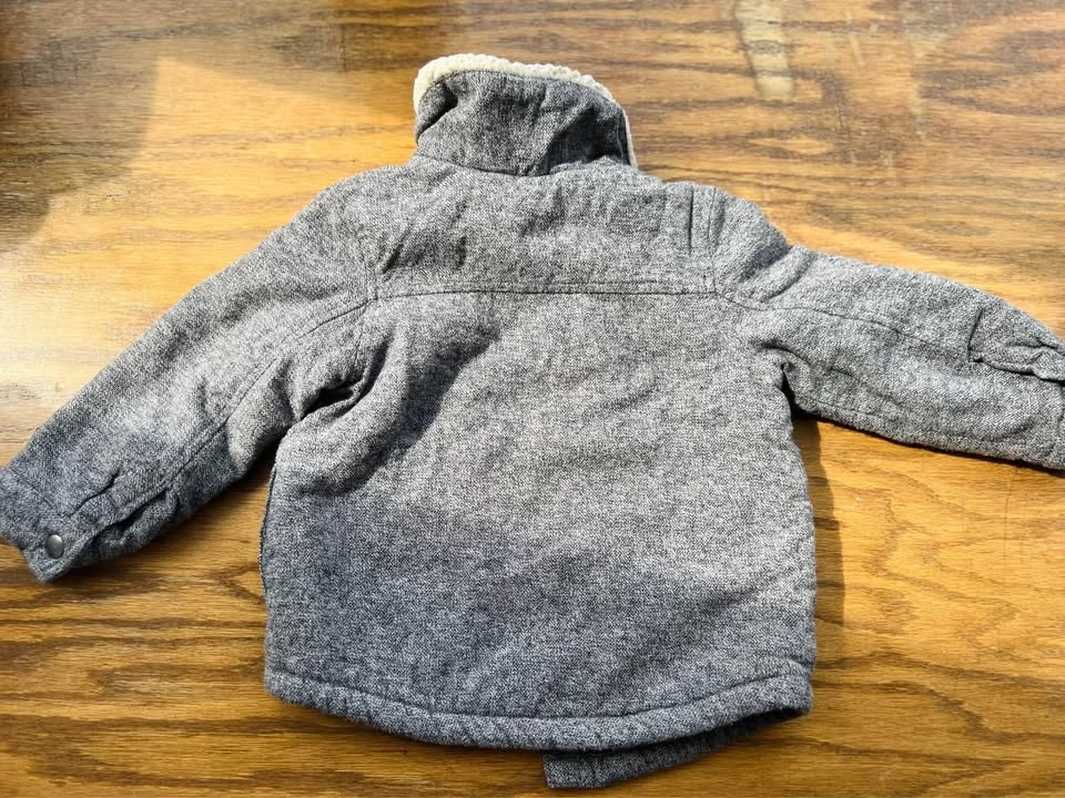 Toddler Boy/Girl Outwear Size 3T - photo 2