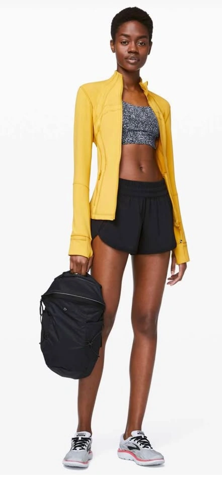 Lululemon Tracker Short V 4” Black Size 4