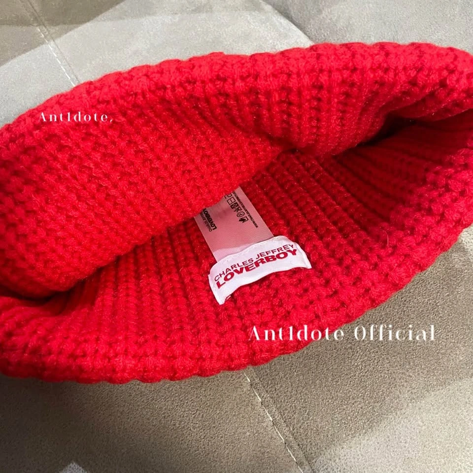 Loverboy Beanie - photo 3