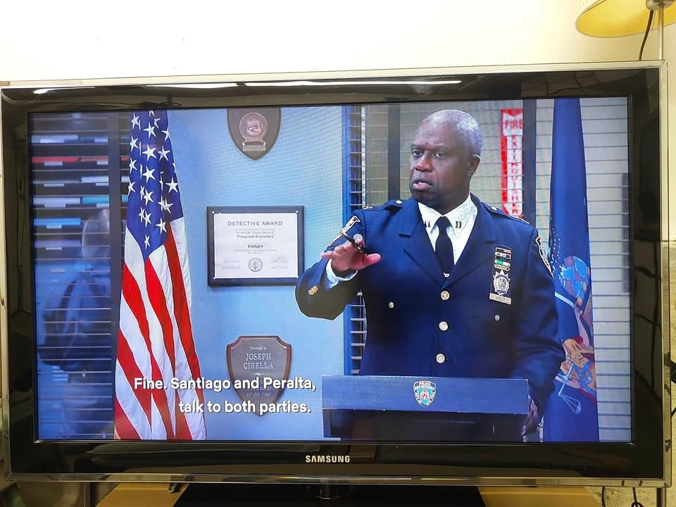 40 Inch Samsung LCD TV with Remote (Not Smart) - photo 2