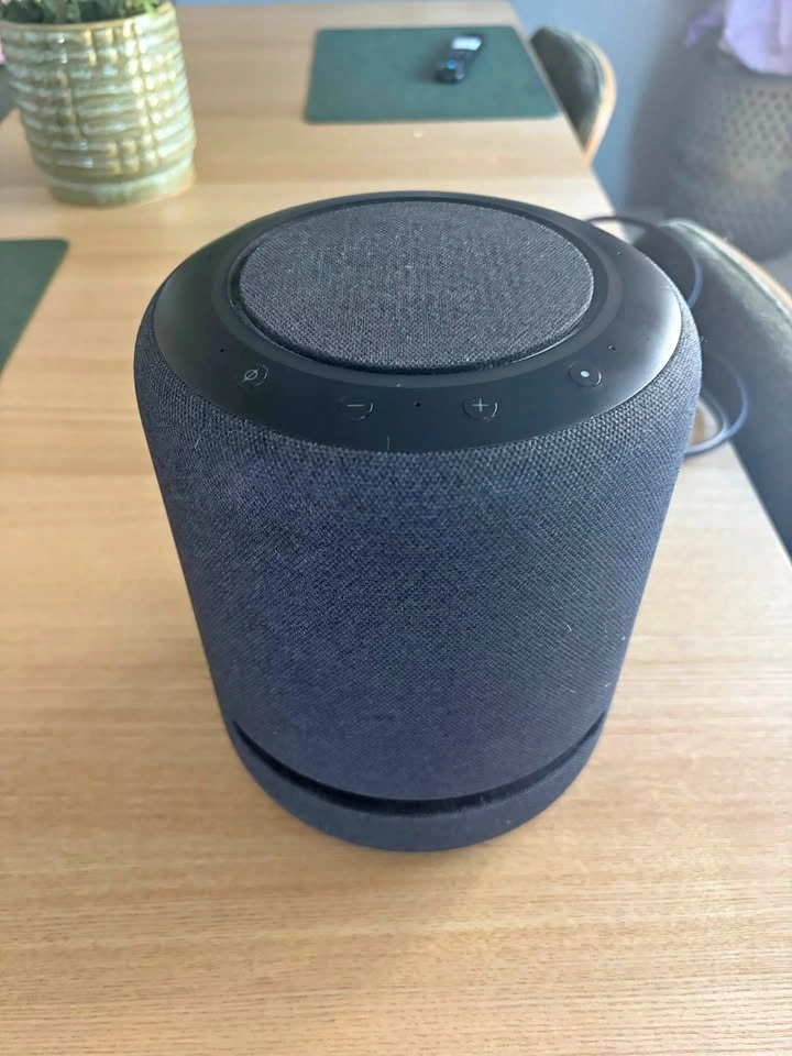 Amazon Echo Studio