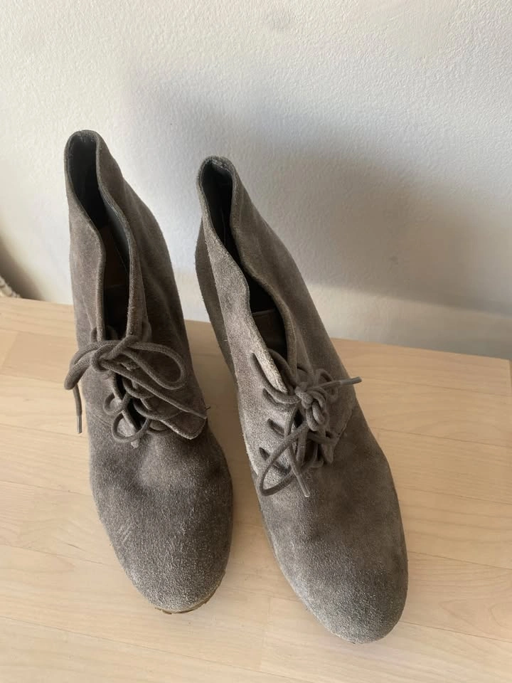 Genuine Suede Wedge Ankle Booties – Grey – Size 8 - photo 3