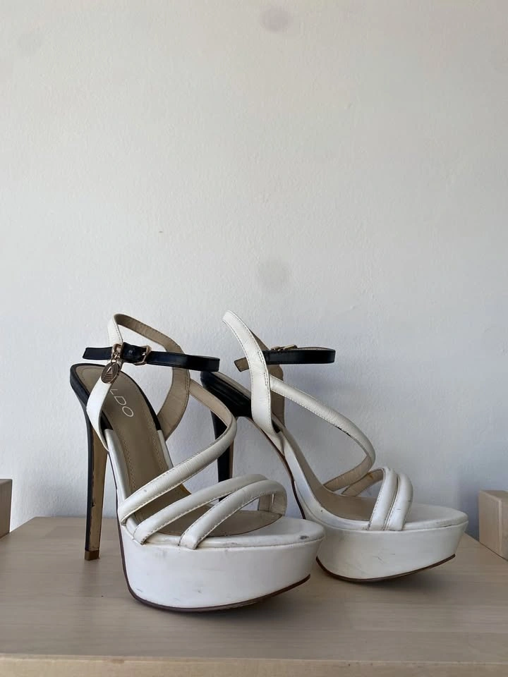Aldo White Platform Stiletto Sandals – Size 8