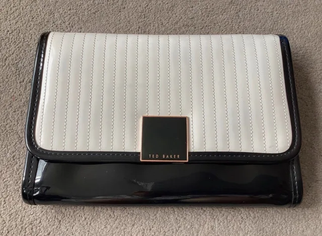 Ted Baker Purse image indicator(4)