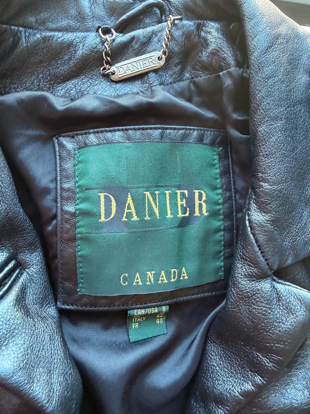 Danier Leather Coat - photo 3