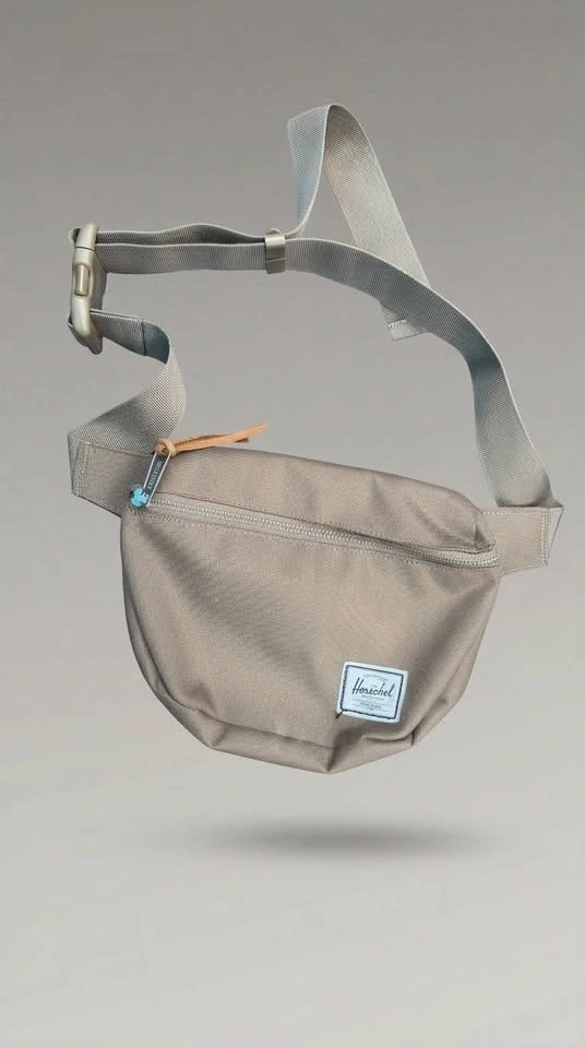 Herschel Hip Pack – Brand New - photo 3