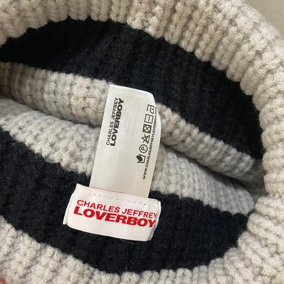 Loverboy Beanie - photo 3