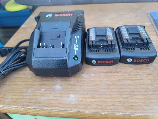 Bosch 18V Battery Charger and Two Batteries - photo 4