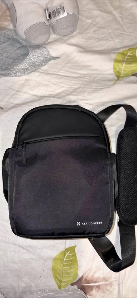 K&F Concept camera sling bag