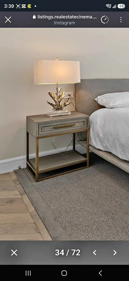 Pair of night stands Elete