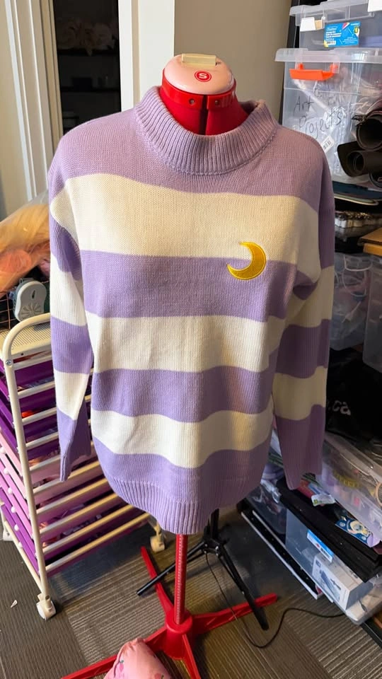 Embroidered moon sweater - one size (fits like a Large) - photo 2