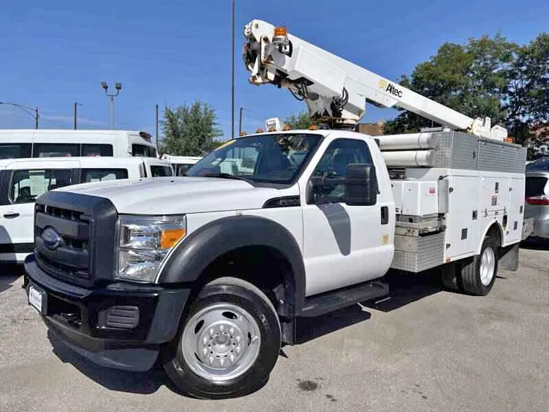 2012 Ford F450 Super Duty Regular Cab & Chassis thumbnail