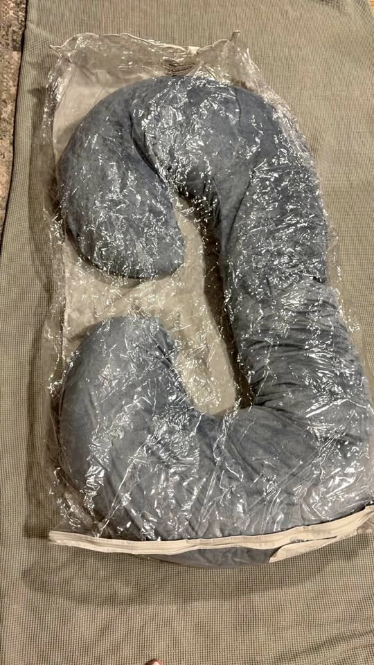 Chilling Home C-Shaped Pregnancy / Full Body Pillow
