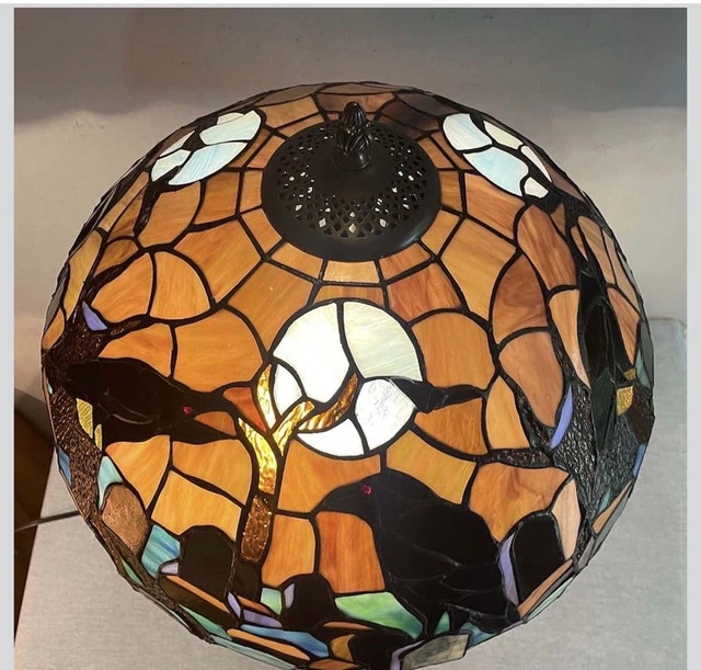 Raven in Graveyard Tiffany Style Stained Glass Table Lamp - photo 2