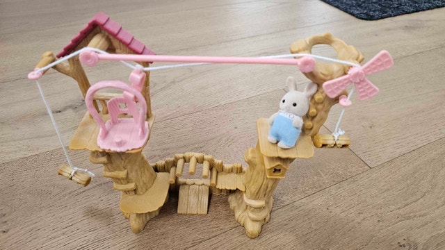 Sylvanian Families Baby Ropeway Park