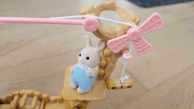 Sylvanian Families Baby Ropeway Park - photo 2