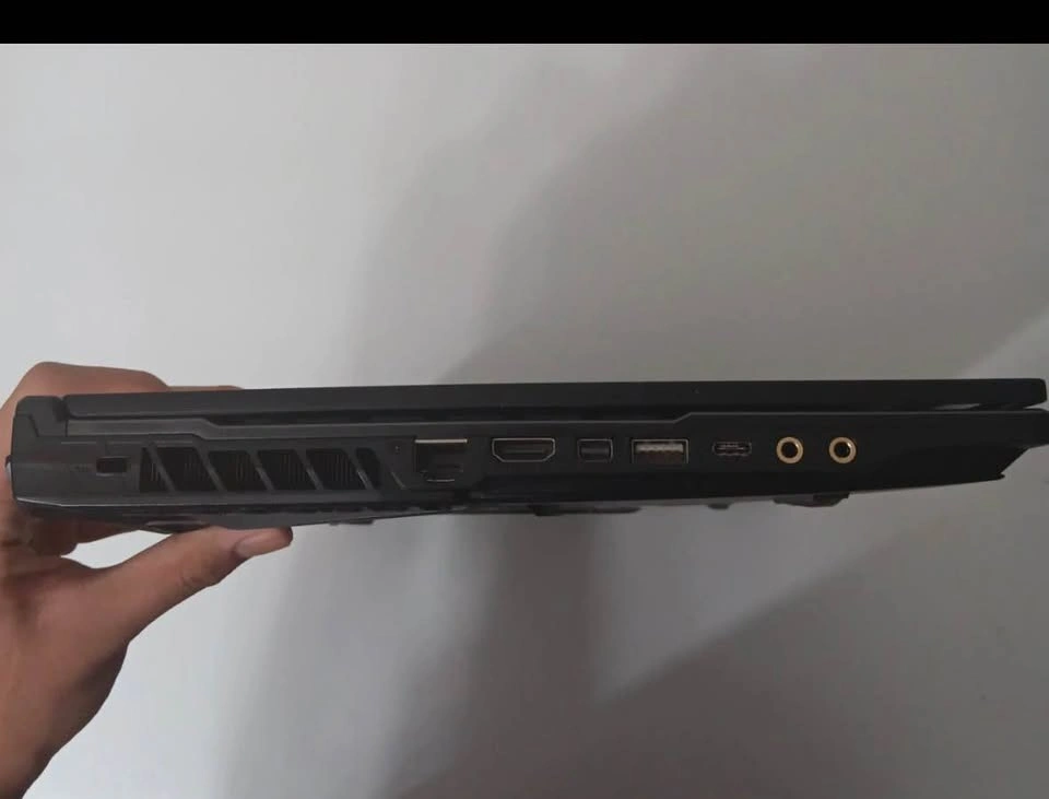 MSI Alpha 15 A3DDK Gaming Laptop - photo 5