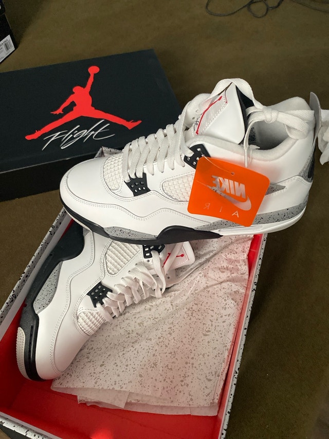 Nike Jordan 4 Retro - photo 3