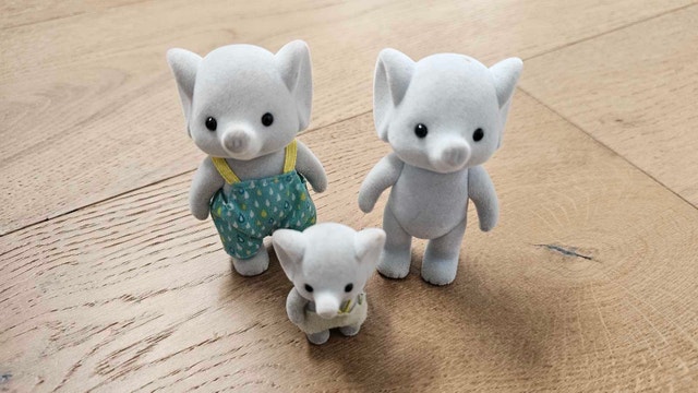 Sylvanian Families Elephant Family
