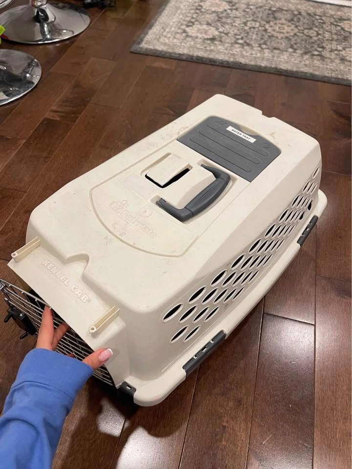 petmate pet carrier