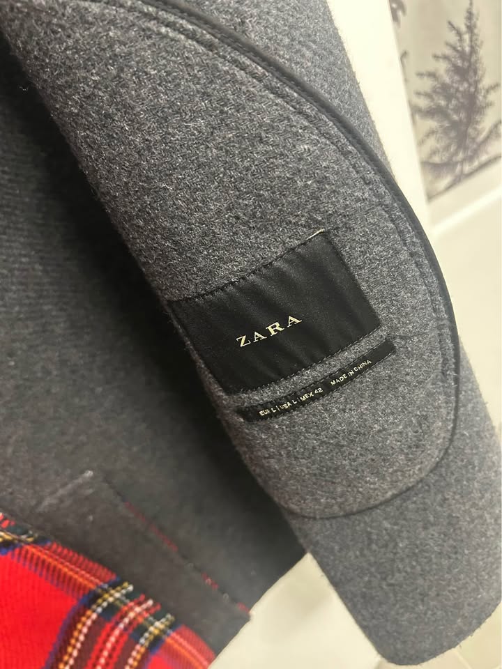 Men’s ZARA Red Plaid Winter Coat - photo 3