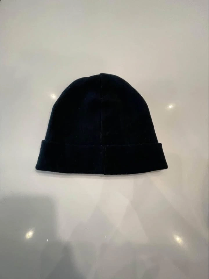 #Selfie Black Toque - photo 3