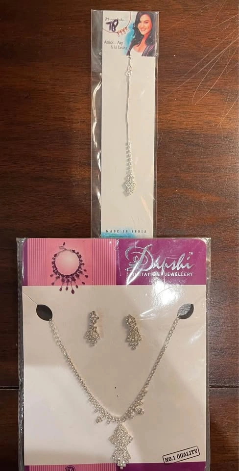 Earrings and Necklace and head piece set - photo 3