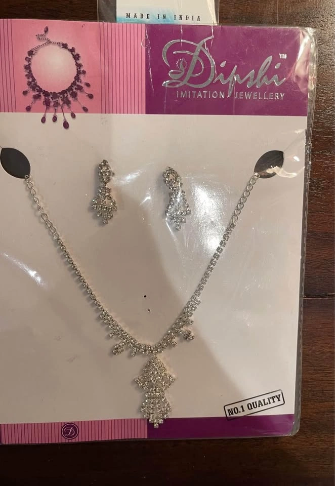 Earrings and Necklace and head piece set - photo 4