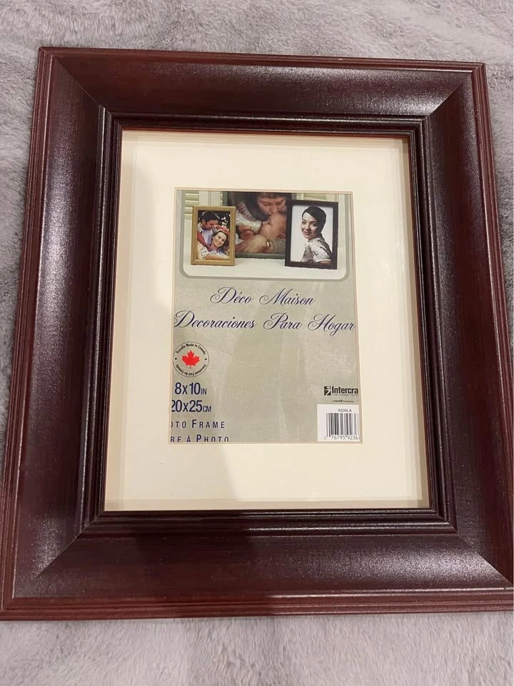 Wooden Picture Frame - photo 2
