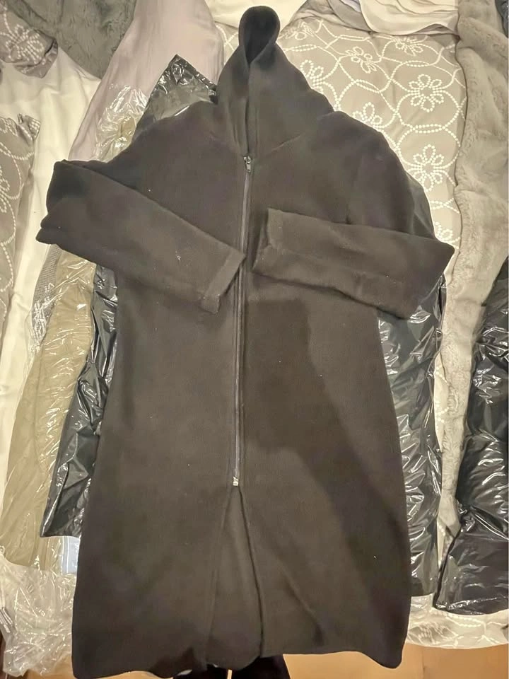 Ladies black sweater/coat