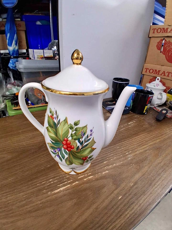 Princess House Winter Garden Coffee Pot