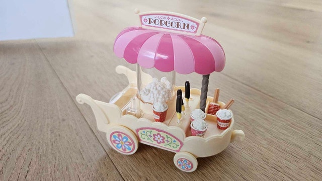 Sylvanian Families Popcorn Stand