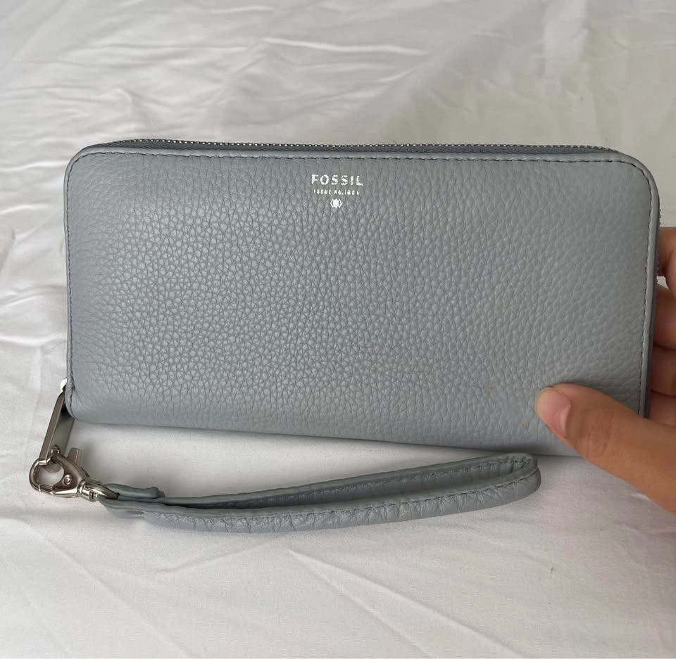 FOSSIL WALLET