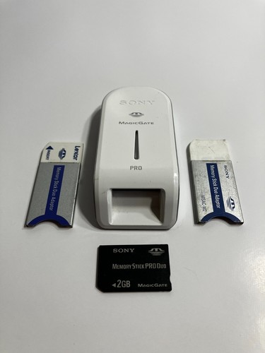 Sony MemoryStick USB Card Reader MSAC-US40 + 2x Adapter + 2GB