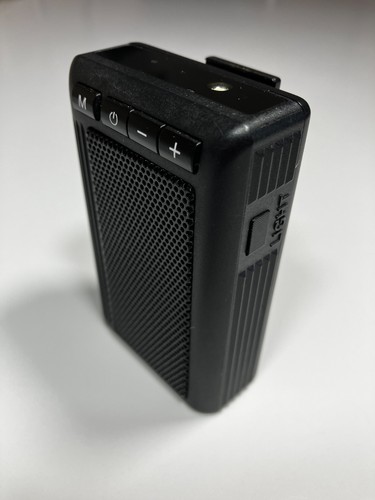 Leaglee GT01 Mini 5W IPX6 Bluetooth Speaker w/ Flashlight - photo 2