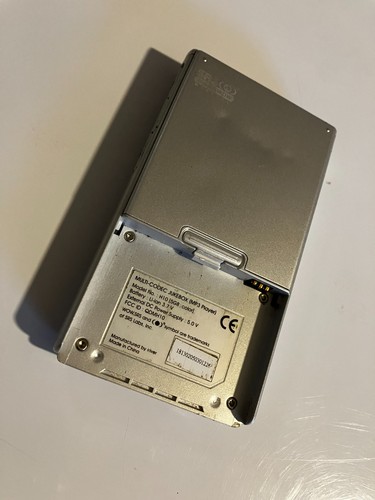 iRiver H10 5GB MP3 Digital Audio Player - Silver - Faulty - photo 3