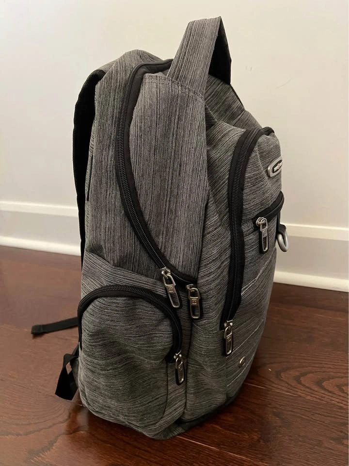 Swiss Gear Backpack with Laptop sleeve - photo 4