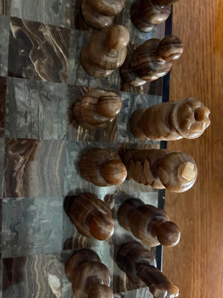 Onyx Marble Chess Set 13 inches square - photo 2