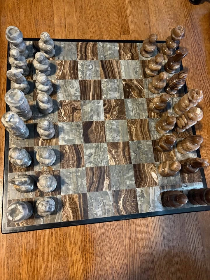 Onyx Marble Chess Set 13 inches square - photo 4