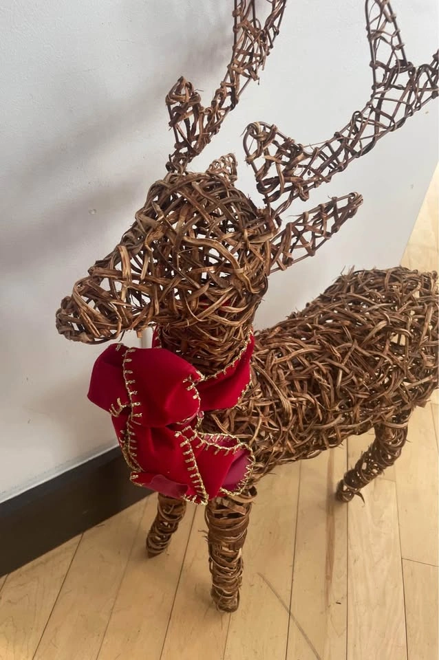 32” tall total height wicker reindeer - photo 2