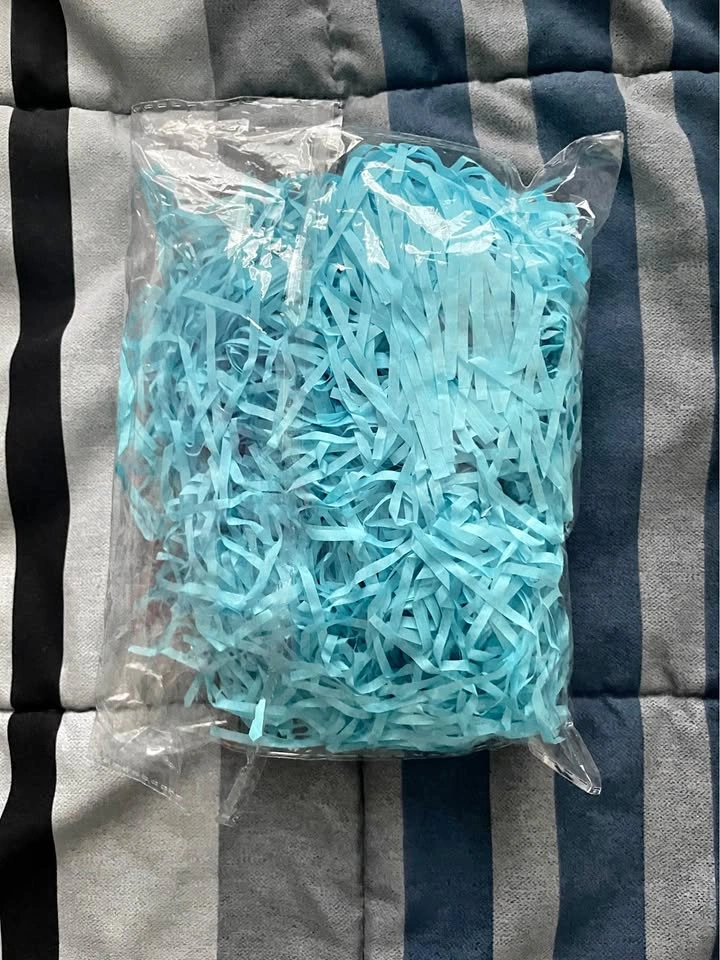 Light Blue Cyan Shredding Wrapping Paper 20g