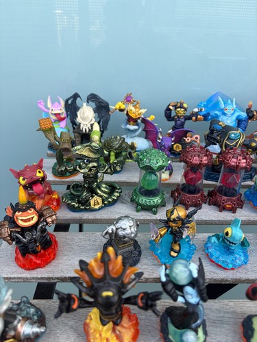 Skylanders Lot Of 53 - photo 3