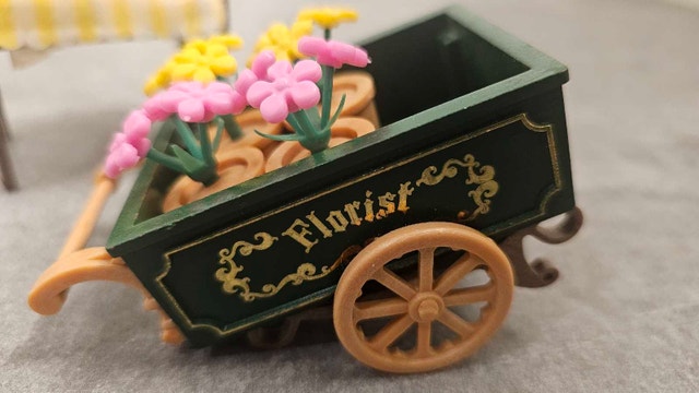 Sylvanian Families Flower Cart 3306 - photo 2
