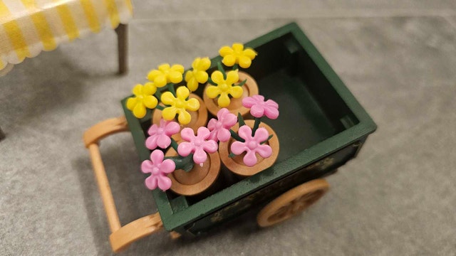Sylvanian Families Flower Cart 3306 - photo 3