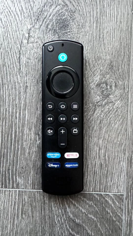 32” Flat Screen TV with Amazon Fire Stick - photo 2