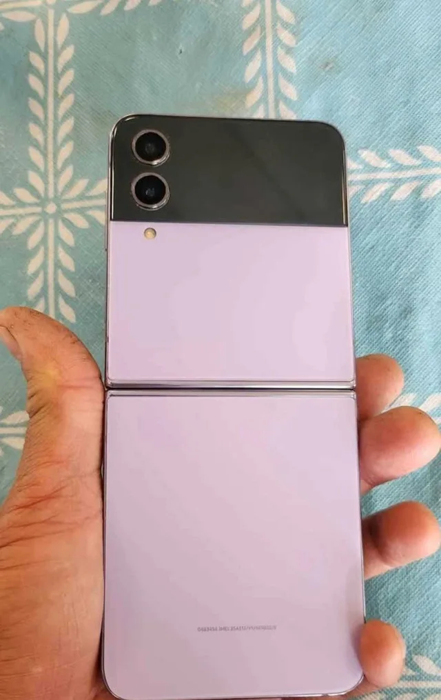 galaxy Z flip4 image indicator(2)