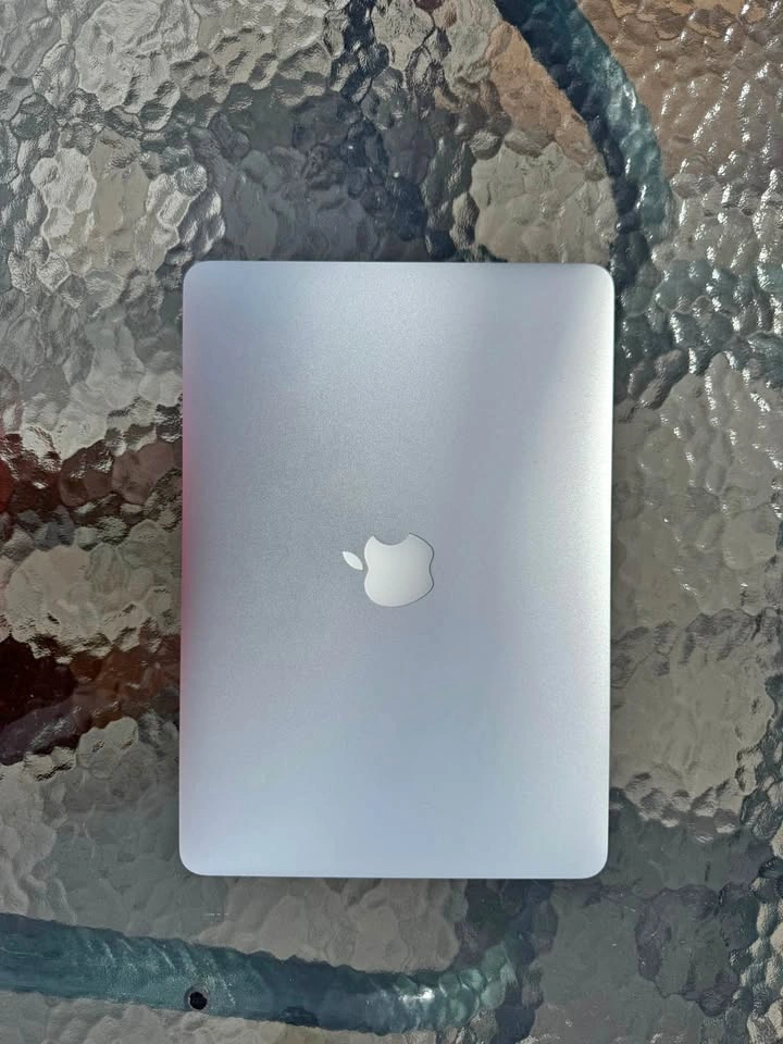 MacBook Pro Retina 13” — Late 2013 | Core i5 | 8GB RAM