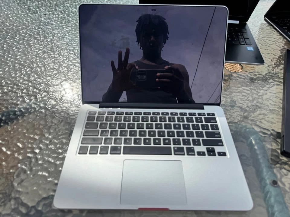 MacBook Pro Retina 13” — Late 2013 | Core i5 | 8GB RAM - photo 2