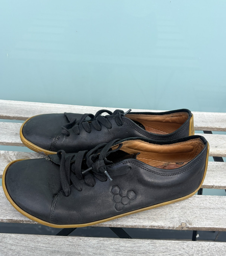 Vivobarefoot Addis Mens Barefoot Black Leather Sneakers Size 43